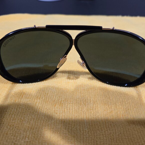 Tom Ford Cedric Sunglasses - TF509 01A 65-5 135-3 - Black/Palladium - Picture 7 of 16